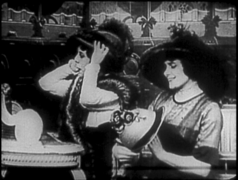 PARIS 1900, Nicole Védrès, F 1947