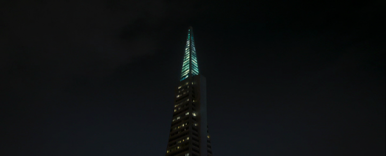 Construction of the Transamerica Pyramid in time lapse: ZODIAC, David Fincher, USA 2007
